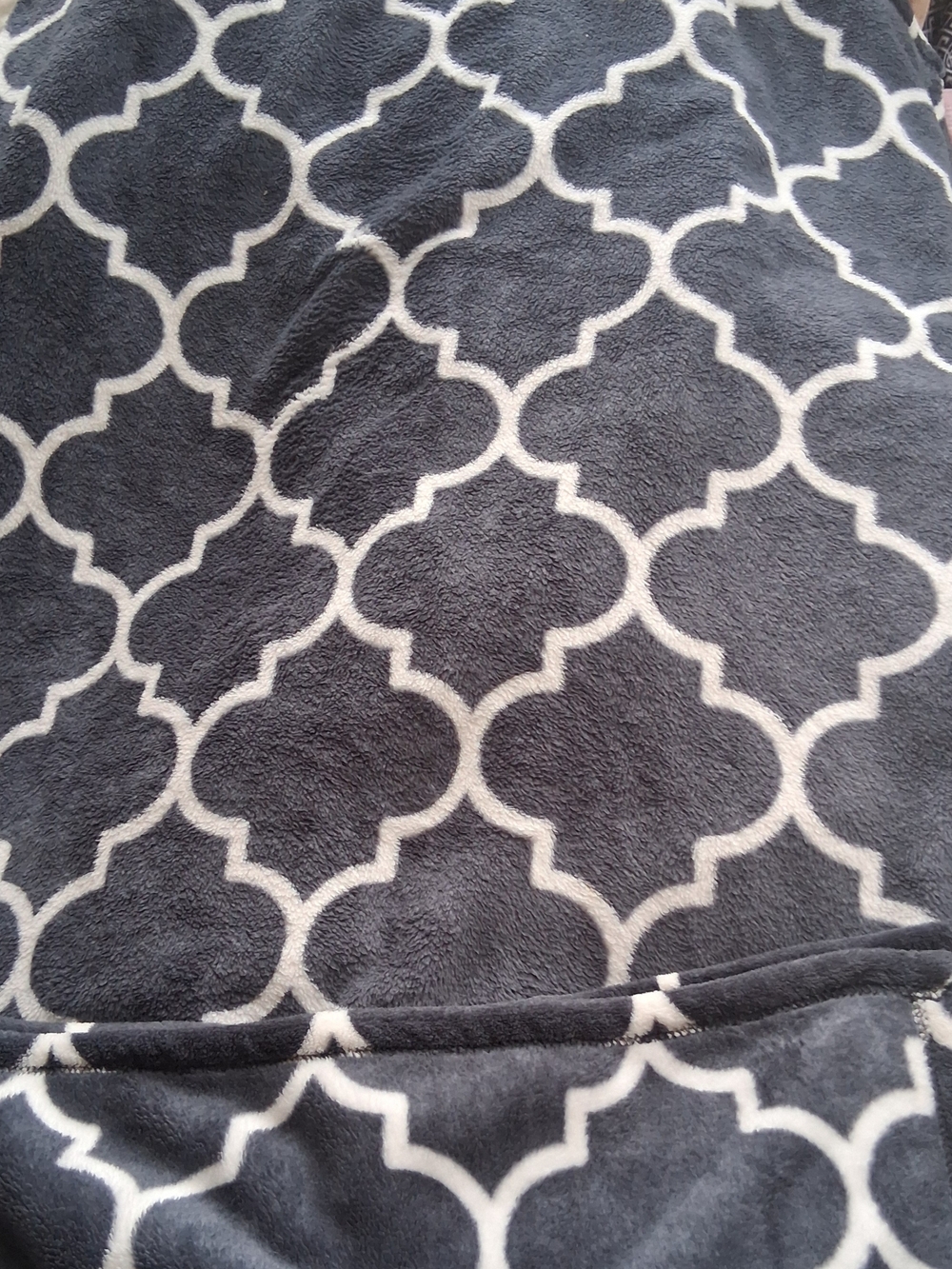Port Authority Gray and White  Plush Throw Blanket FREE WITH $20 PURCHASE